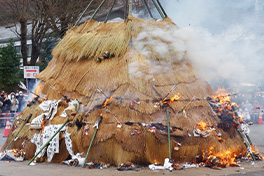 【石川県】左義長祭・白山比咩（しらやまひめ）神社